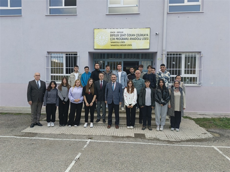 Erfelek İlçesindeki Mesleki ve Teknik Anadolu Lisesi Öğrencilerine Girişimcilik Eğitimi Verildi. 